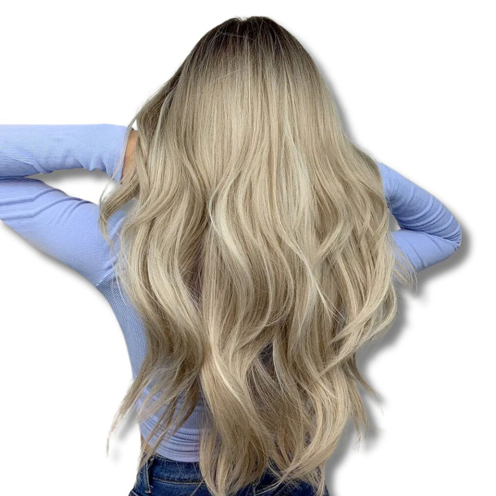 Perruque longue blond cendré bouclée