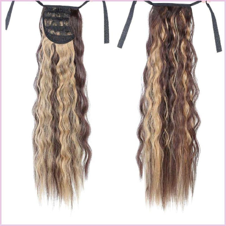 queue de cheval avec volume avec cheveux frisés