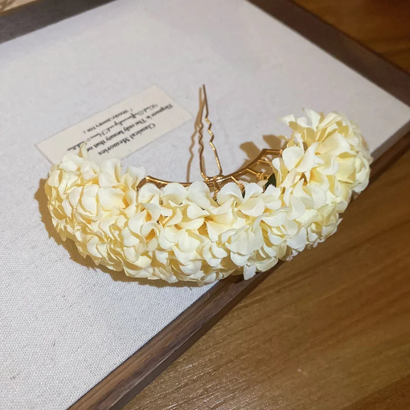 Épingle à cheveux fleurs ivoire bohème