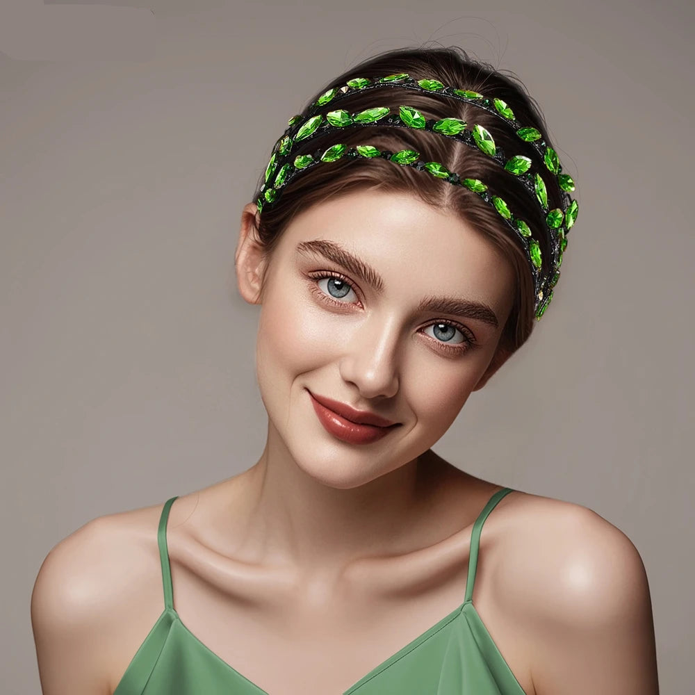 Serre-tête fin avec strass verts élégant pour femme chic