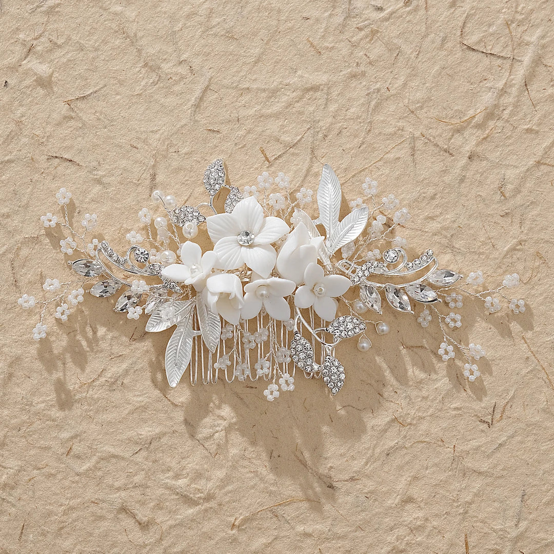 Peigne à cheveux de mariage avec fleurs et perles