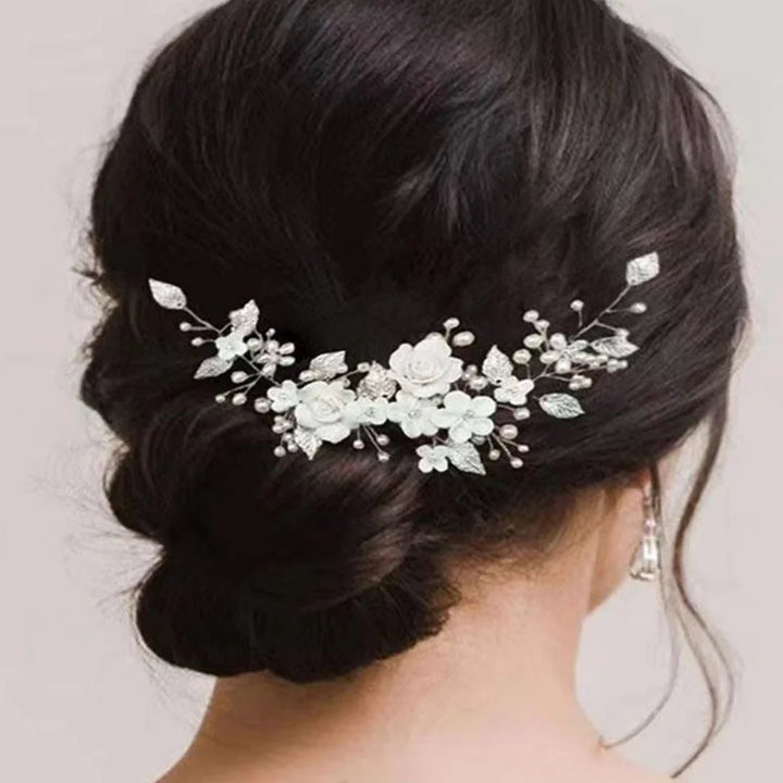 Épingle à cheveux de mariage avec fleurs et perles