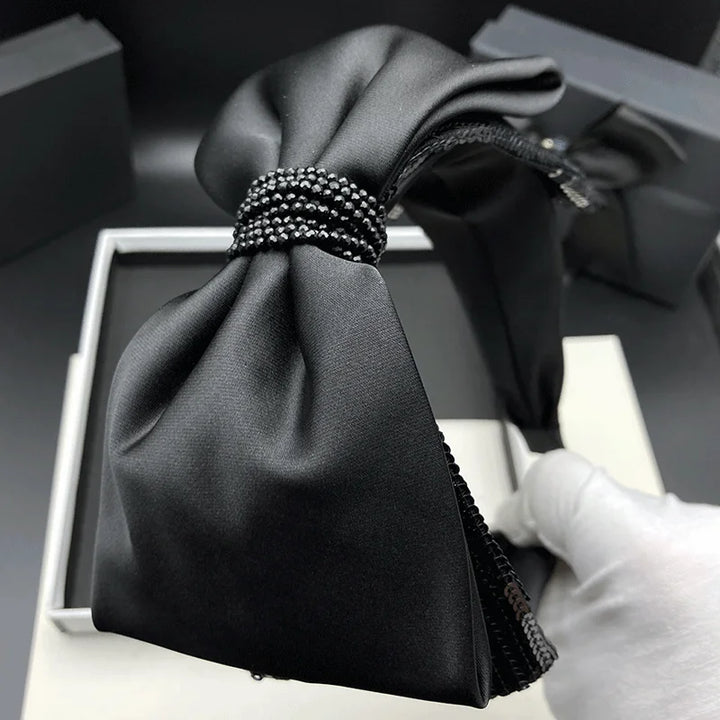 Serre-tête nœud satin noir élégant femme accessoire cheveux chic